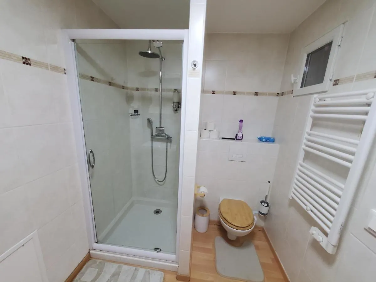 Appartamento Le Pied-A-Terre De Fenieres - T2 A 10Mins De Geneve Et Du Cern ! Thoiry